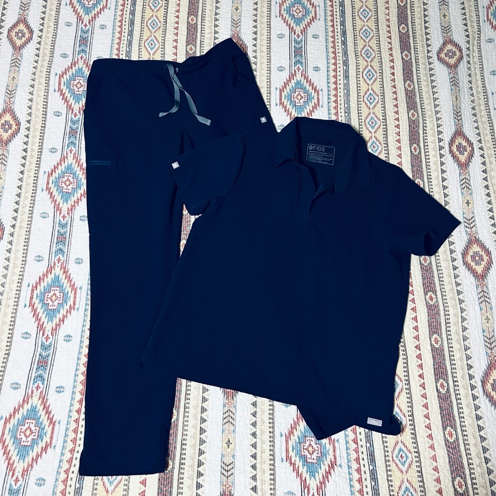 Figs Technical Collection in Navy Blue